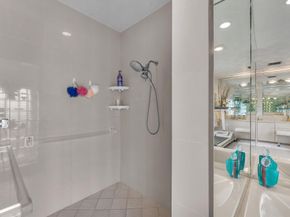 5310 Mango Circle, Tamarac FL 33319