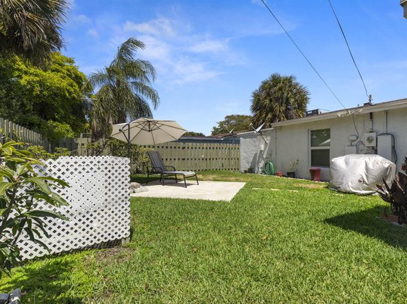 944 Hansen Street, West Palm Beach FL 33405