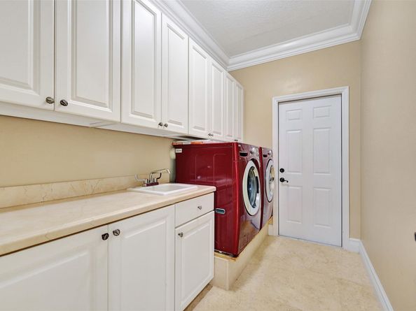 4869 Kensington Cir, Coral Springs FL 33076