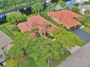 4869 Kensington Cir, Coral Springs FL 33076