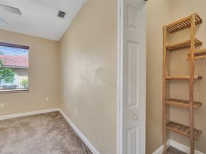 4869 Kensington Cir, Coral Springs FL 33076