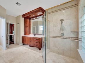 4869 Kensington Cir, Coral Springs FL 33076