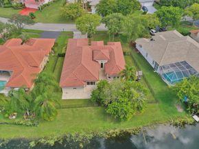 4869 Kensington Cir, Coral Springs FL 33076