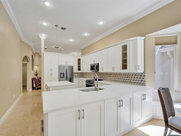 4869 Kensington Cir, Coral Springs FL 33076