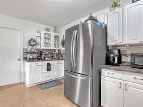 6082 Blue Grass Circle, Lake Worth FL 33463