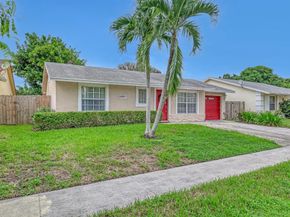 6082 Blue Grass Circle, Lake Worth FL 33463