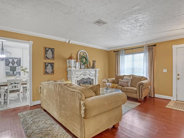 6082 Blue Grass Circle, Lake Worth FL 33463