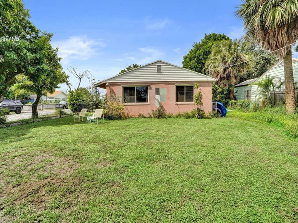 401 42nd Street, West Palm Beach FL 33407