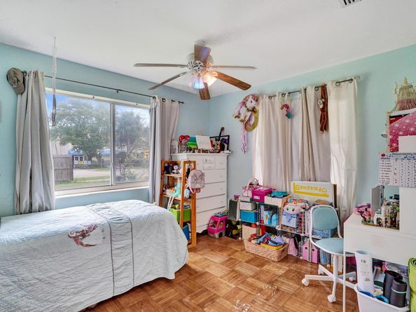 401 42nd Street, West Palm Beach FL 33407