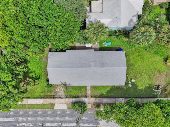 401 42nd Street, West Palm Beach FL 33407
