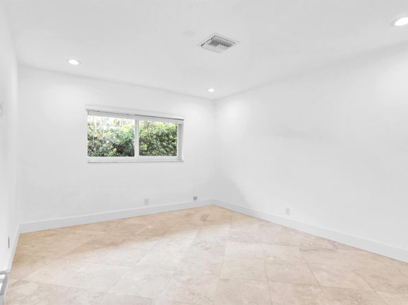1332 SW Tamarind Way, Boca Raton FL 33486