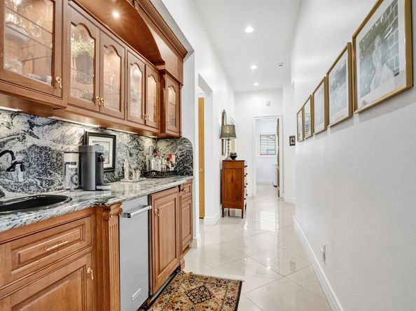 330 NW 130th Avenue, Plantation FL 33325