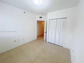 9340 Fontainebleau Boulevard W206, Miami FL 33172