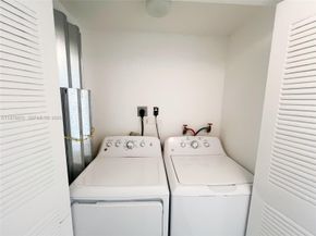 9340 Fontainebleau Boulevard W206, Miami FL 33172
