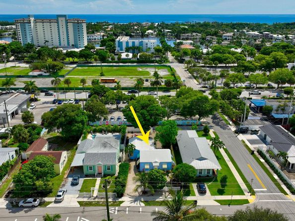 629 SE 4th Avenue, Delray Beach FL 33483