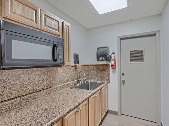 5340 Las Verdes Circle 208, Delray Beach FL 33484
