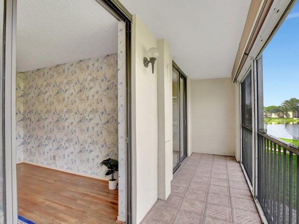 5340 Las Verdes Circle 208, Delray Beach FL 33484