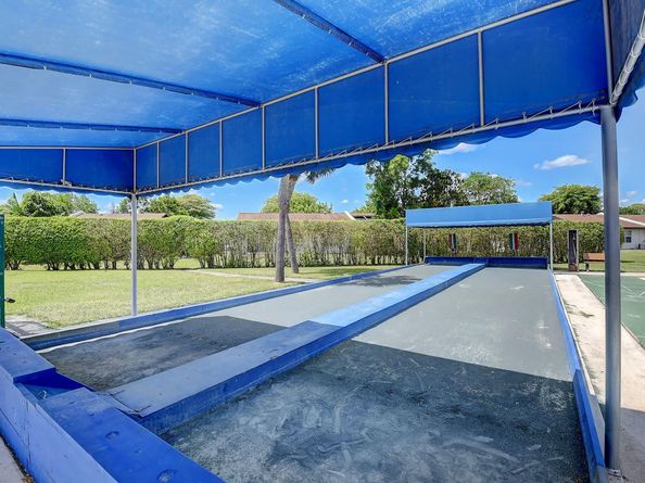 5340 Las Verdes Circle 208, Delray Beach FL 33484