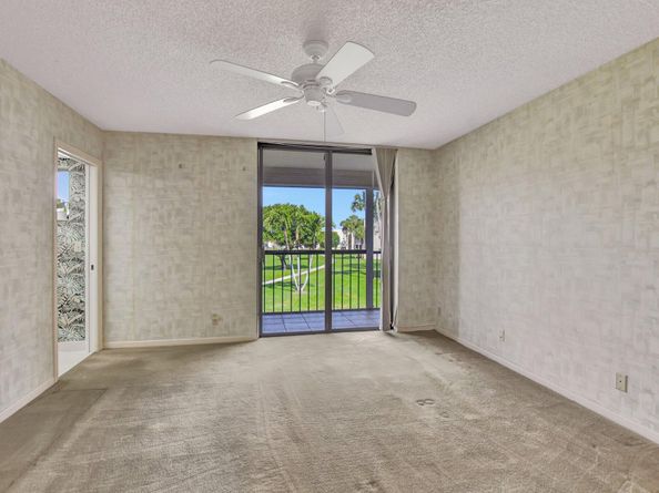 5340 Las Verdes Circle 208, Delray Beach FL 33484