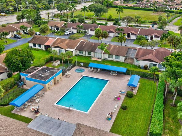 5340 Las Verdes Circle 208, Delray Beach FL 33484