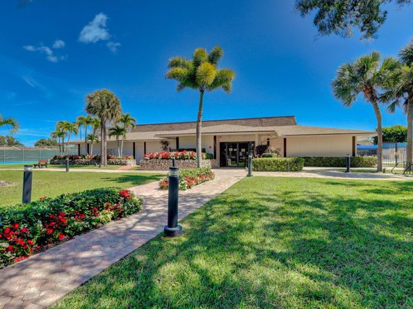 5340 Las Verdes Circle 208, Delray Beach FL 33484