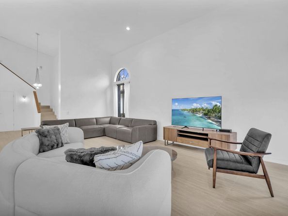 6438 Via Rosa, Boca Raton FL 33433