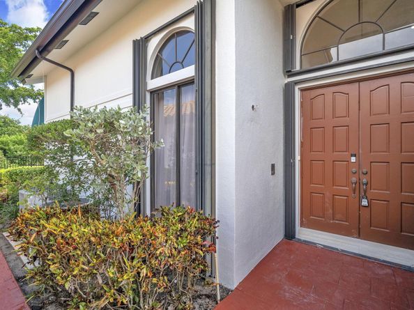 6438 Via Rosa, Boca Raton FL 33433