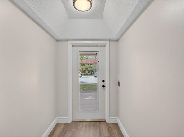 311 Brackenwood Circle, Palm Beach Gardens FL 33418
