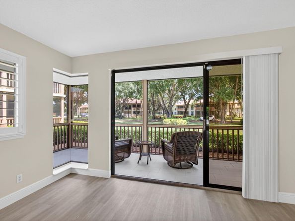 311 Brackenwood Circle, Palm Beach Gardens FL 33418