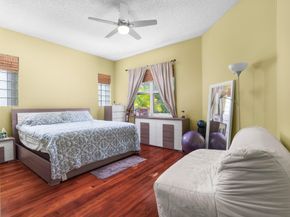 5970 NW 72nd Ct, Parkland FL 33067