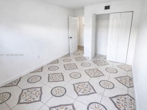 3700 NW 21st Street 109, Lauderdale Lakes FL 33311
