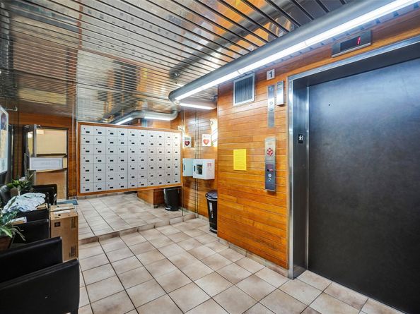 2800 N 46th Ave A404, Hollywood FL 33021