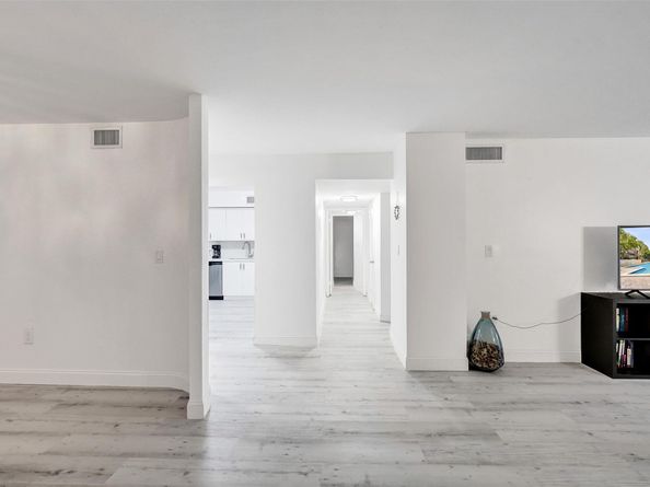 2800 N 46th Ave A404, Hollywood FL 33021