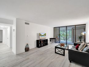 2800 N 46th Ave A404, Hollywood FL 33021