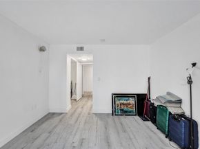 2800 N 46th Ave A404, Hollywood FL 33021
