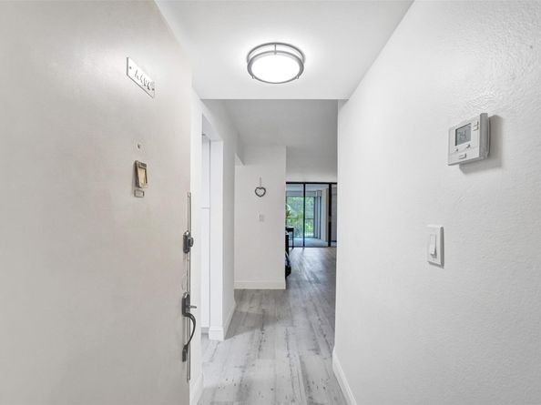 2800 N 46th Ave A404, Hollywood FL 33021