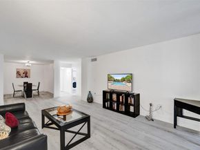 2800 N 46th Ave A404, Hollywood FL 33021
