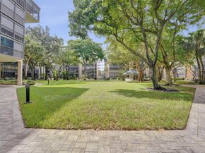 2800 N 46th Ave A404, Hollywood FL 33021