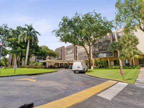 2800 N 46th Ave A404, Hollywood FL 33021