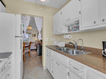 2700 W Golf Boulevard