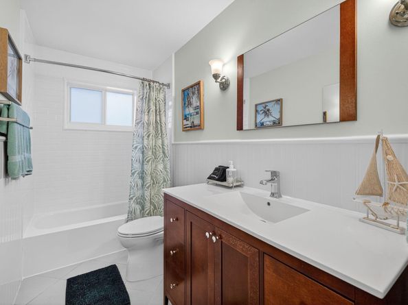 5701 NE 16th Terrace, Fort Lauderdale FL 33334