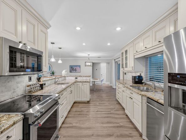 5701 NE 16th Terrace, Fort Lauderdale FL 33334