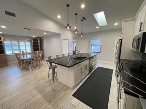 6157 Sunny Pointe Circle, Delray Beach FL 33484