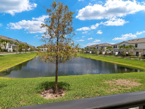 353 NW 8th Court, Pompano Beach FL 33060