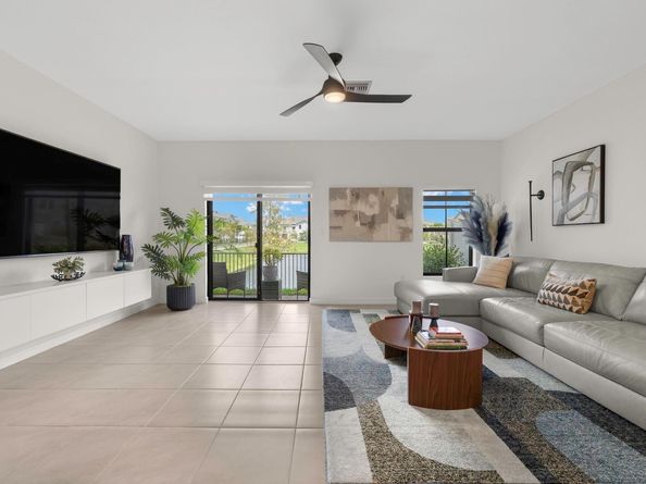 353 NW 8th Court, Pompano Beach FL 33060