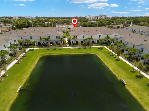 353 NW 8th Court, Pompano Beach FL 33060