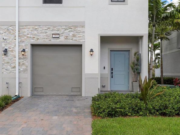 353 NW 8th Court, Pompano Beach FL 33060