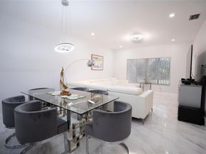 4723 SW 12th Pl, Deerfield Beach FL 33442