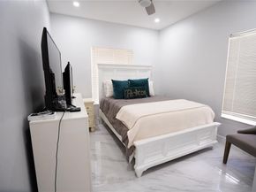 4723 SW 12th Pl, Deerfield Beach FL 33442