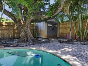 1515 NE 14th St, Fort Lauderdale FL 33304